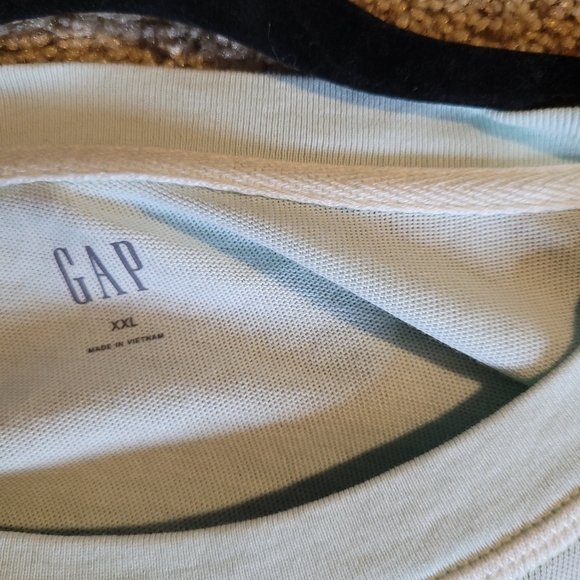 Womens gap boxy tee - Picture 2 of 2